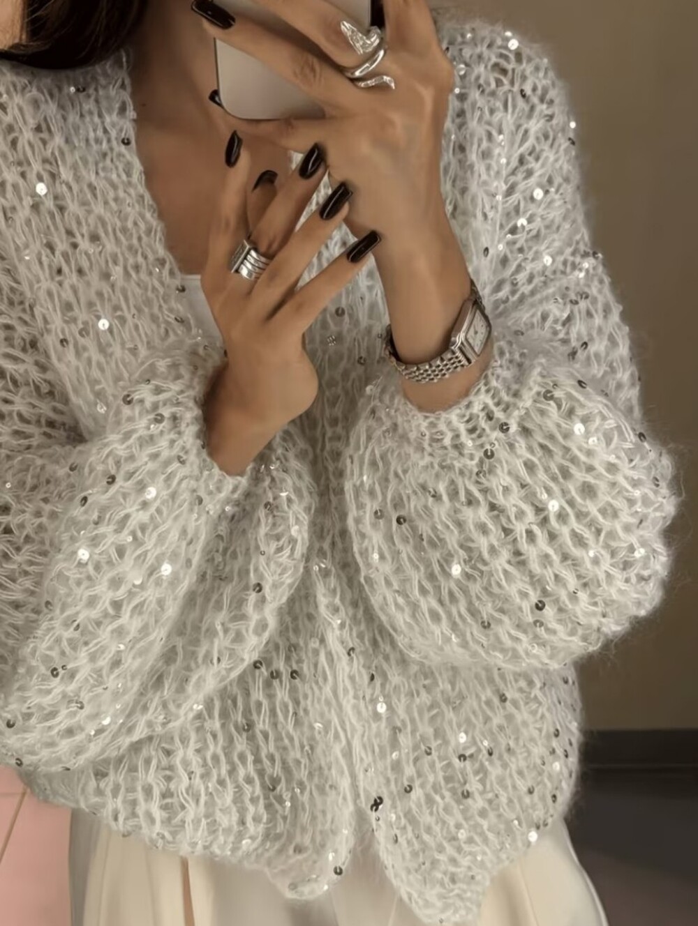 Women V-Neck Long Sleeve Hollow Sequin Cardigan Luxury Casual Style Oversized La